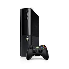 Xbox 360 E 4GB (Használt)